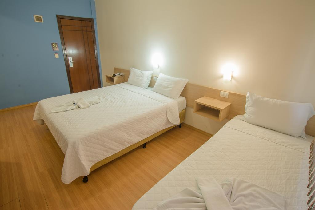 Hotel Dom Thomaz Jaguariaiva ภายนอก รูปภาพ
