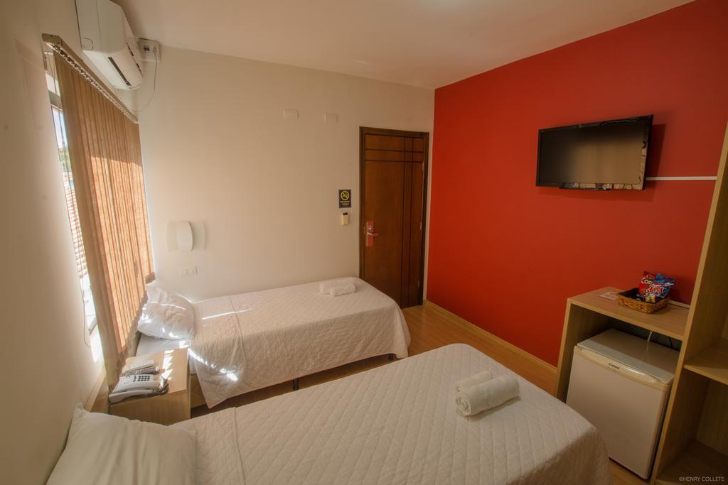 Hotel Dom Thomaz Jaguariaiva ภายนอก รูปภาพ
